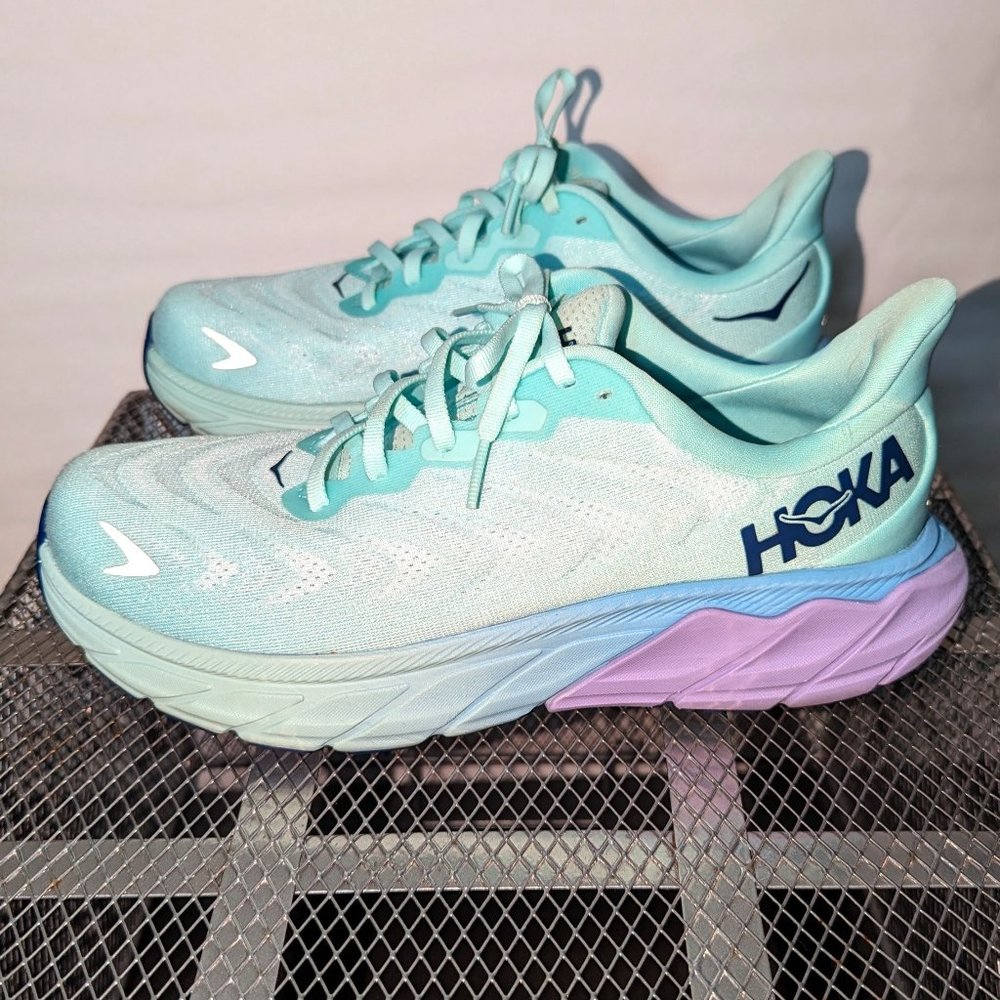 HOKA ARAHI 6 - Siza 9D Wide